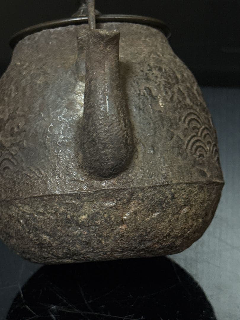 約345cc 龍文堂 造 小振 波千鳥地紋 鉄瓶 茶道具 古作 急須 煎茶道具