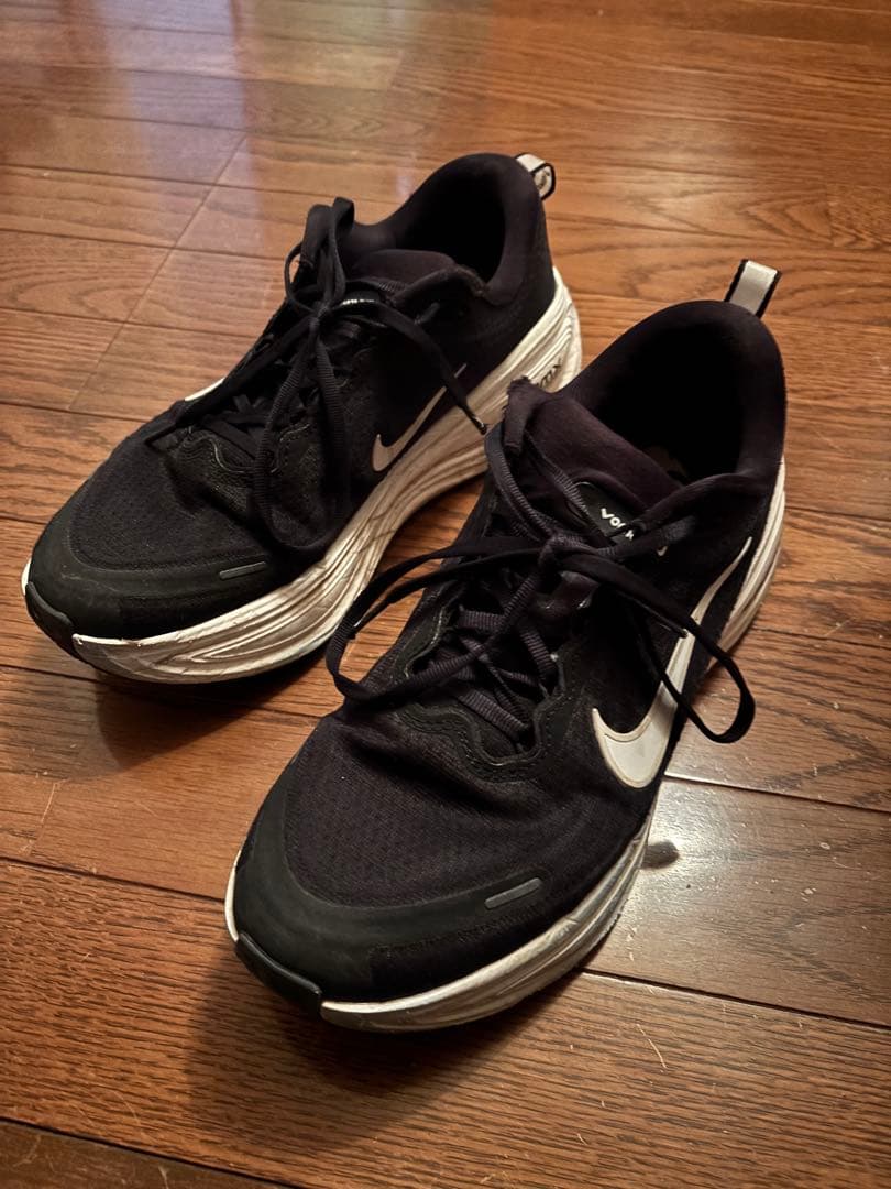 ナイキ　Nike ボメロプラス　27cm