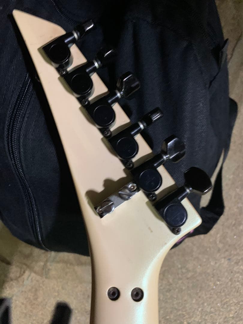 FERNANDES ★ フェルナンデス　エレキギター　現状品　（自家塗装）