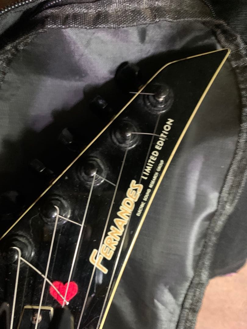 FERNANDES ★ フェルナンデス　エレキギター　現状品　（自家塗装）
