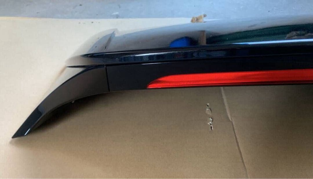 ハリアー　８０　８５　純正　ルーフスポイラー　Ｚグレード　中古　２１９