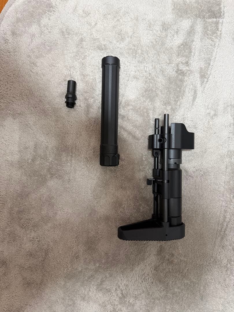 MP5用電動ガン ストックパーツ ブラックとサイレンサー