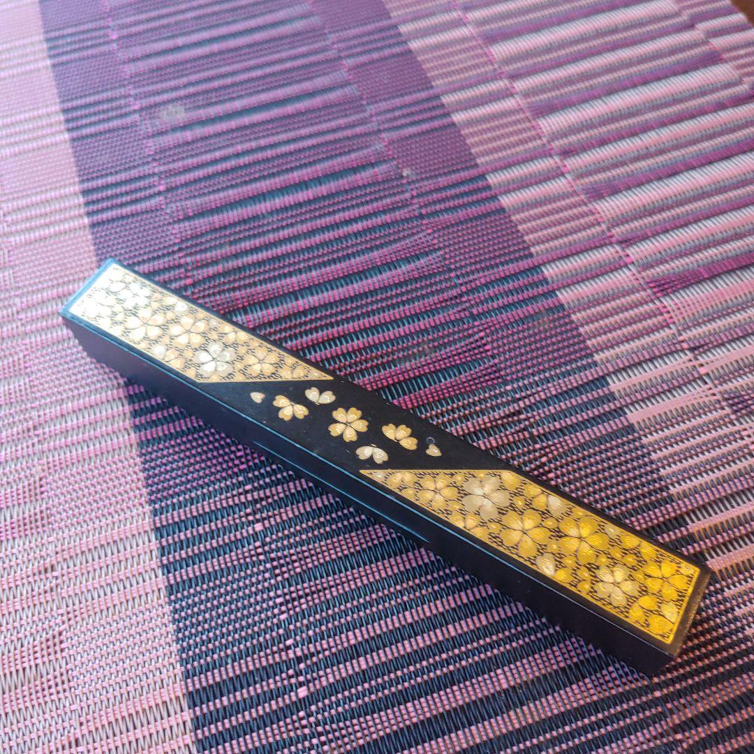 京都　漆塗り 　桜　文鎮