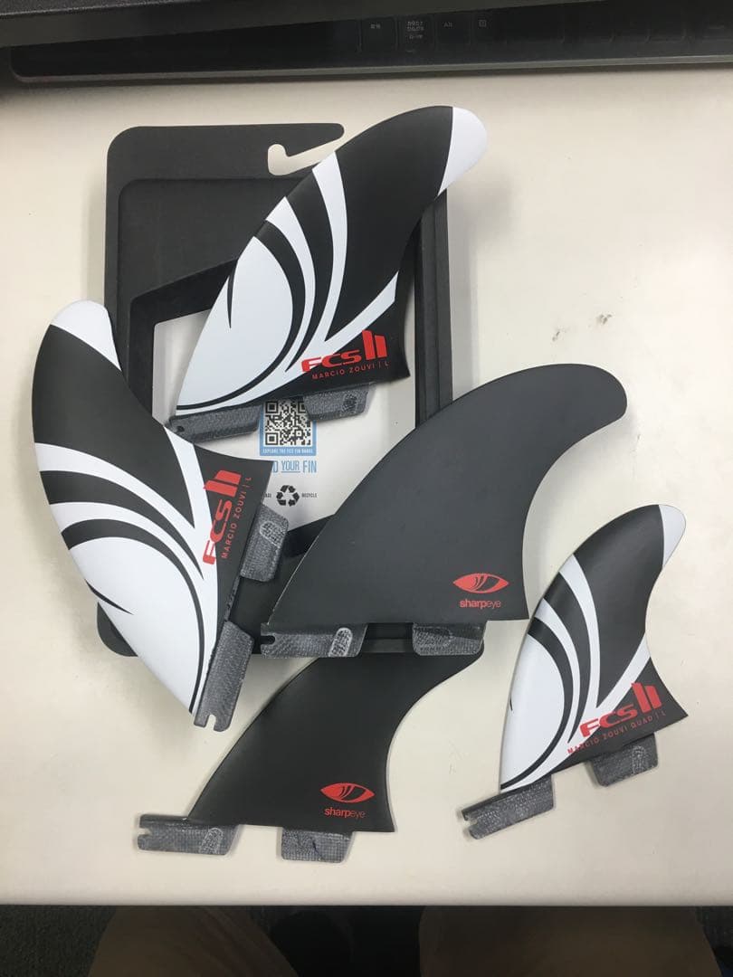 FCS2 エフシーエス シャープアイ クワッド トライ 5フィン Lサイズ