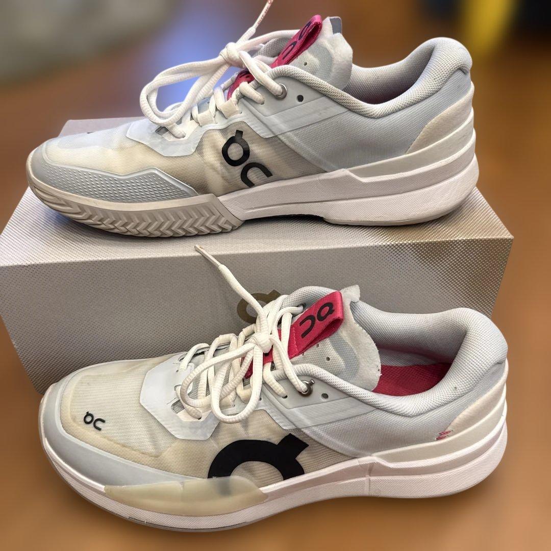 on tennis テニスシューズ THE ROGER Pro 2 28.5