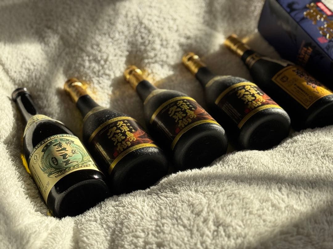 【お得セット】★沖縄直送★ 豪華泡盛ゴールド９本　古酒