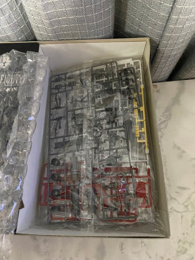 スターウォーズ　1/48 Xウイング・スターファイター　ムービングエディション