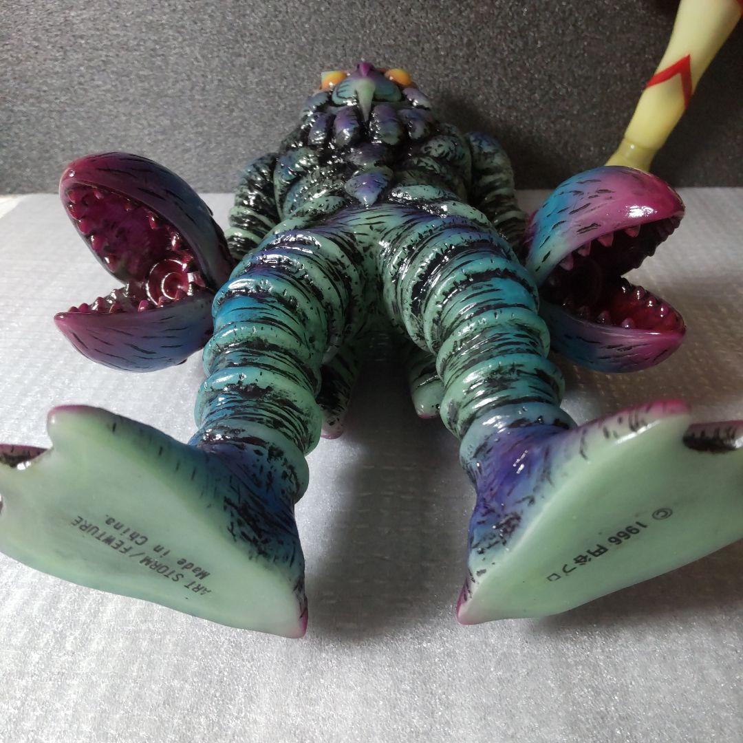 楳図かずお版　ウルトラマン＆バルタン星人　グローver.　２体セット