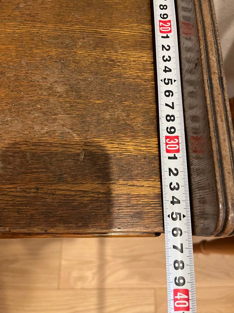 子供用のヴィンテージ机　透かし彫り 昭和レトロ 大正ロマン