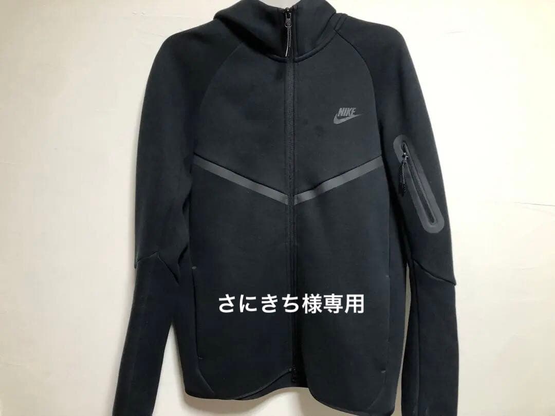 Nike テックフリース　ブラック