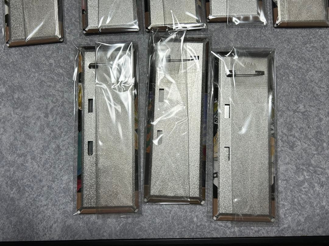 鬼滅の刃　第1弾　絵札缶バッジ　全13種類　セミコンプ