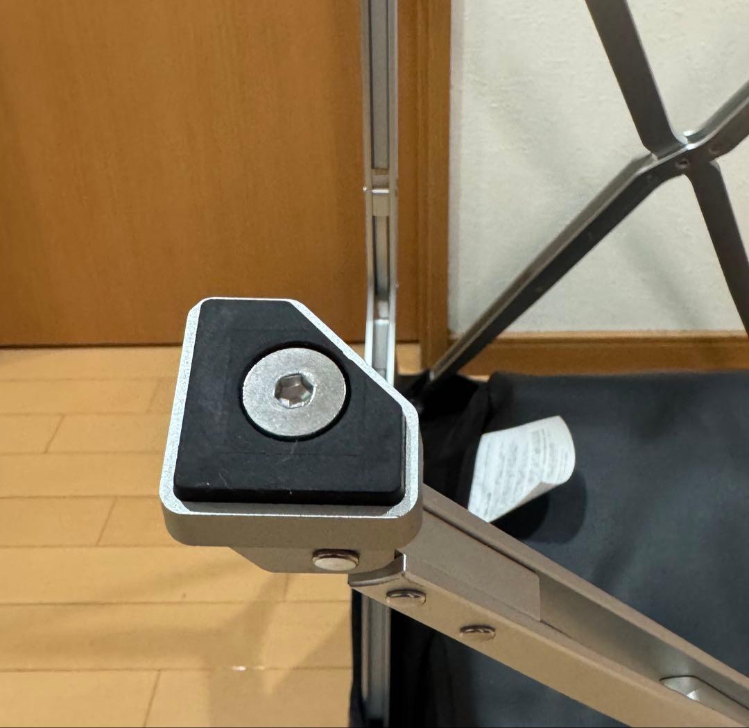 ①【新品未使用】Geo Vertex Chair 1脚