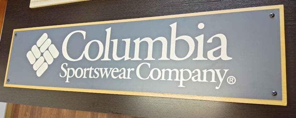 Columbia Sportswear コロンビア 木製看板　「激レア」