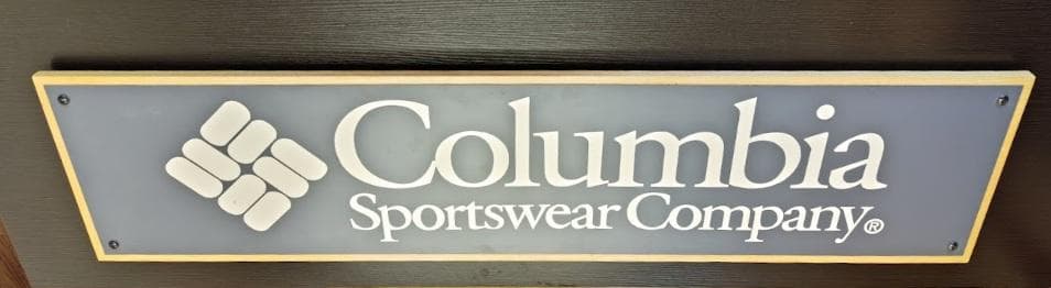 Columbia Sportswear コロンビア 木製看板　「激レア」