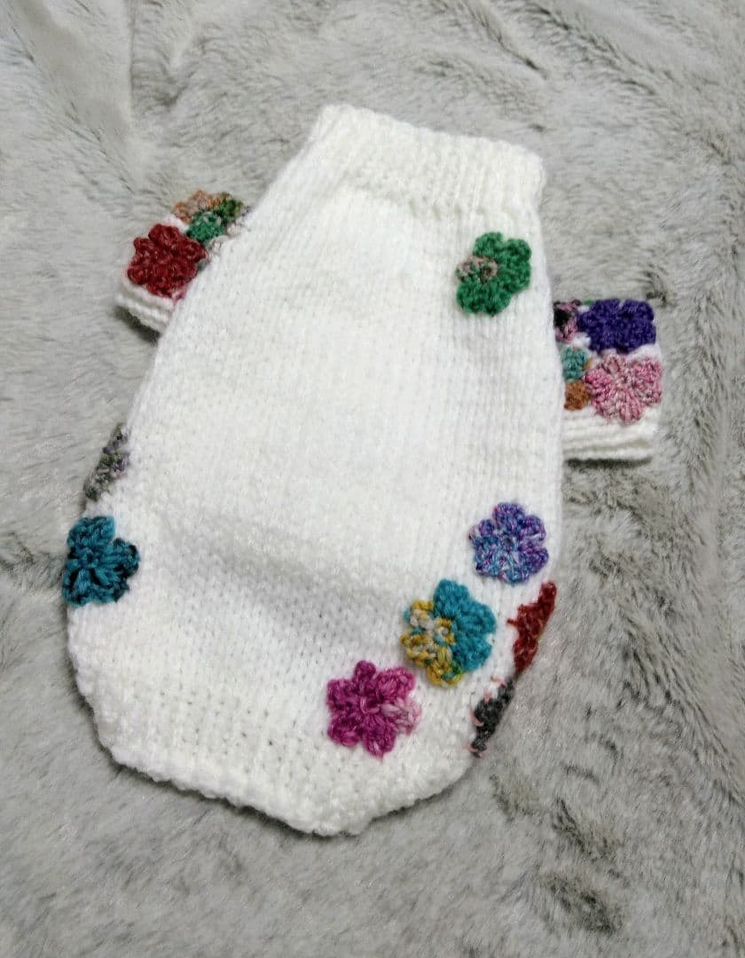 R06-1 (小花ニット)