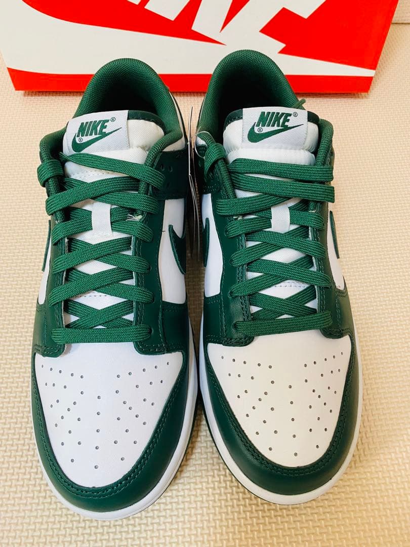 【新品】NIKE DUNK LOW RETRO 9.5 ホワイト/グリーン