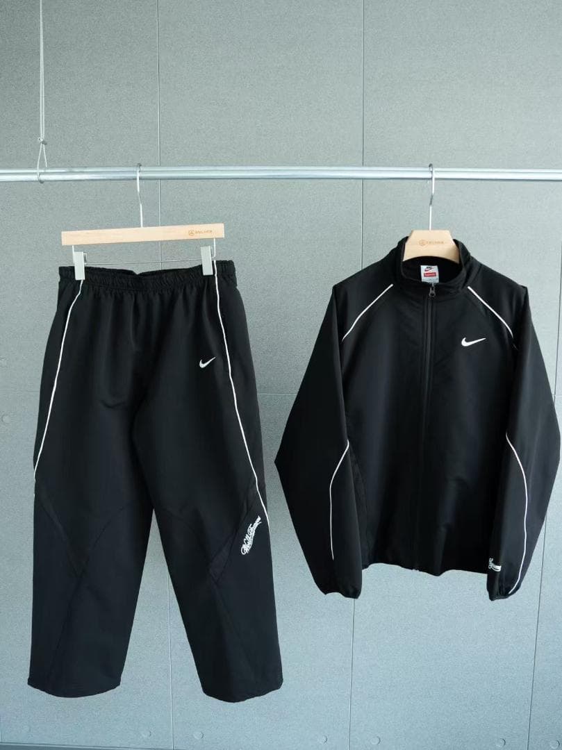 Nike ブラック ウォームアップウェア セット