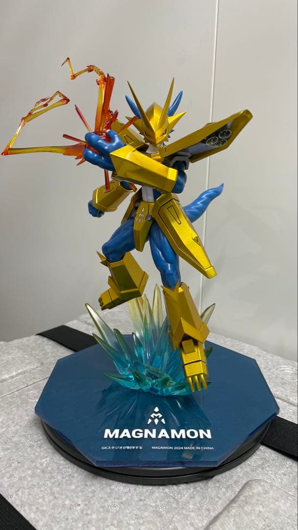 デジモンマグナモンスタチュー
