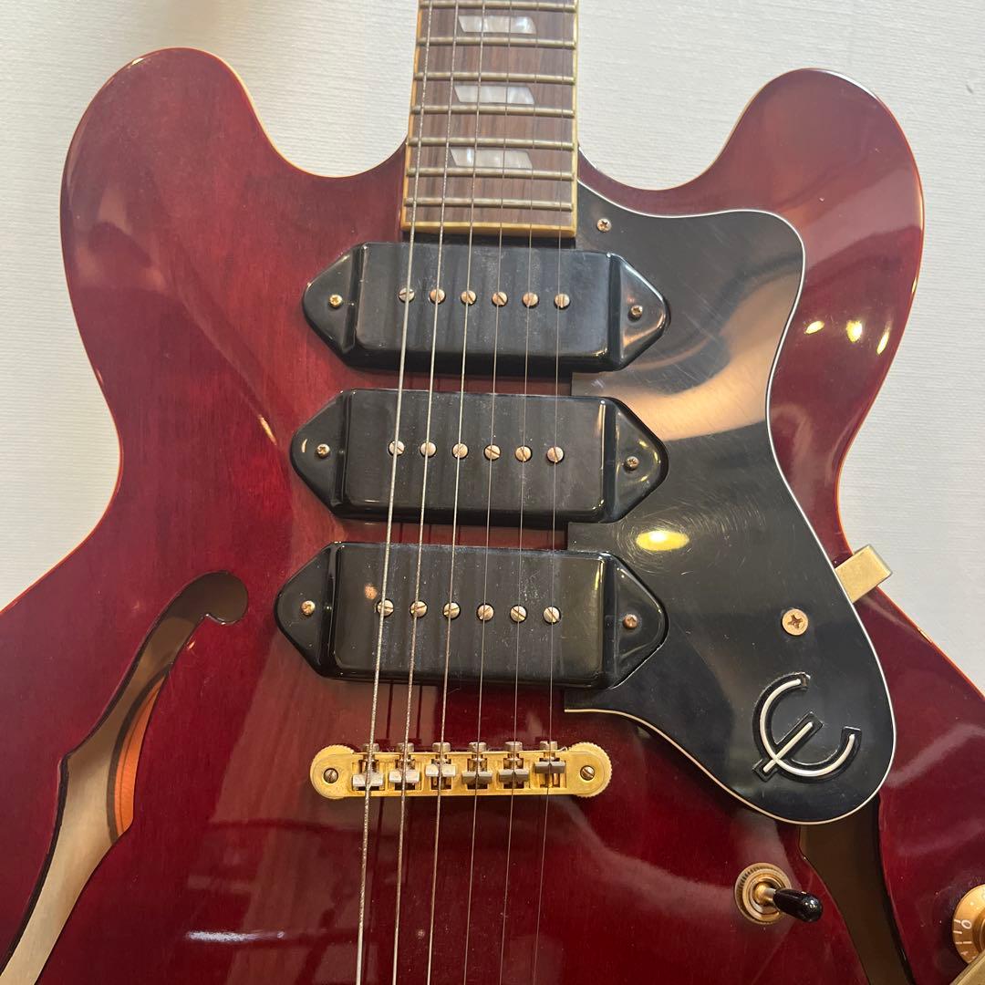 Epiphone Riviera Custom P93 ワインレッド（セミアコ）