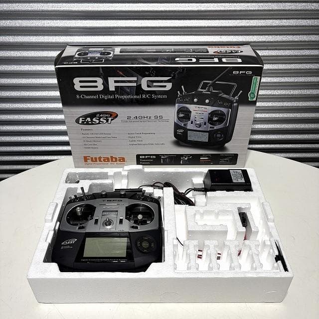 中古 futaba 8fg 8チャンネル システム 送信機 2.4GHz プロポ