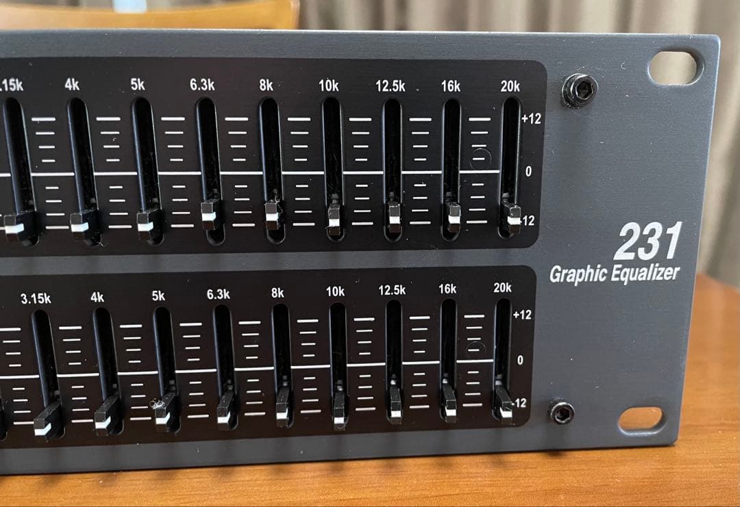 DBX 231 graphic equalizer グラフィックイコライザー