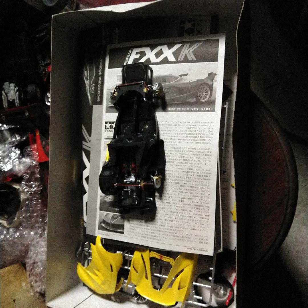 タミヤ1/24フェラーリFXXKプラモデル組立途中品