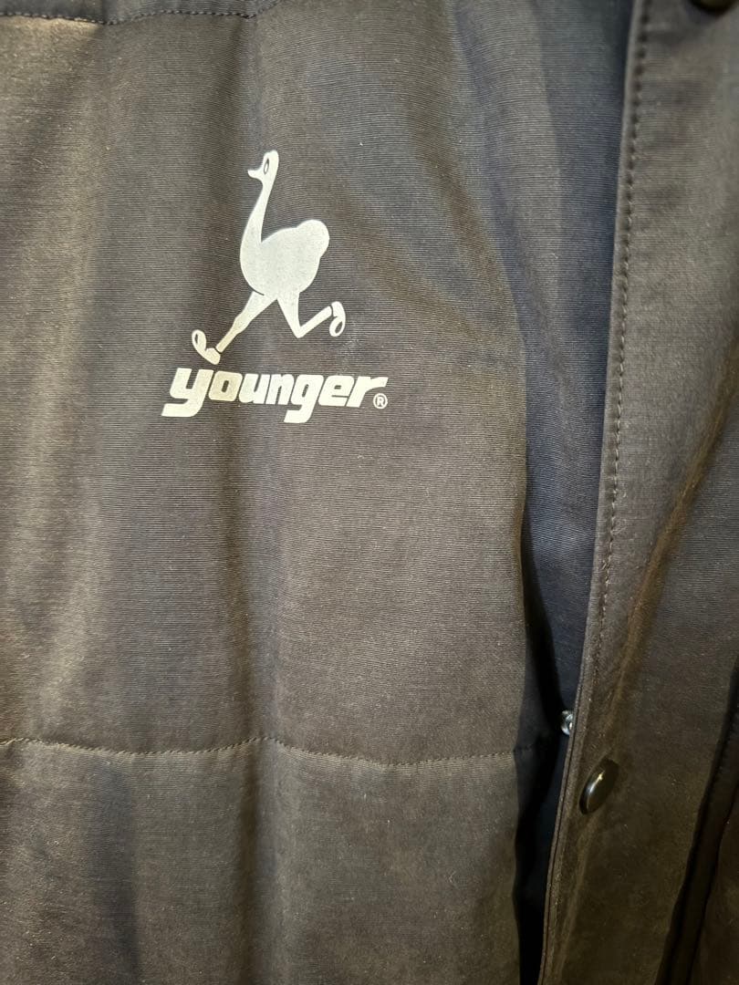 younger ヤンガー ロングコート　ベンチコート　黒