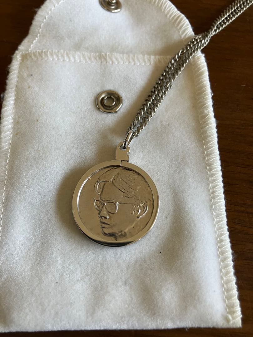 OTR2011シルバー メダル型ペンダント