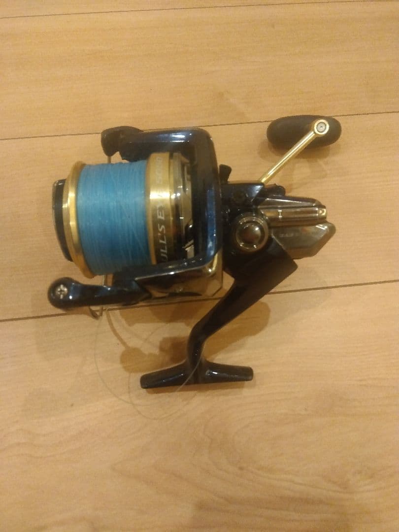 シマノ　ブルズアイ5050 スピニングリール