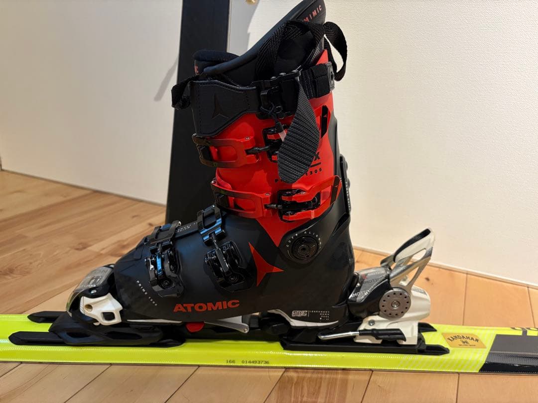 VOLKL Platinum+Atomic HAWX Prime スキーセット