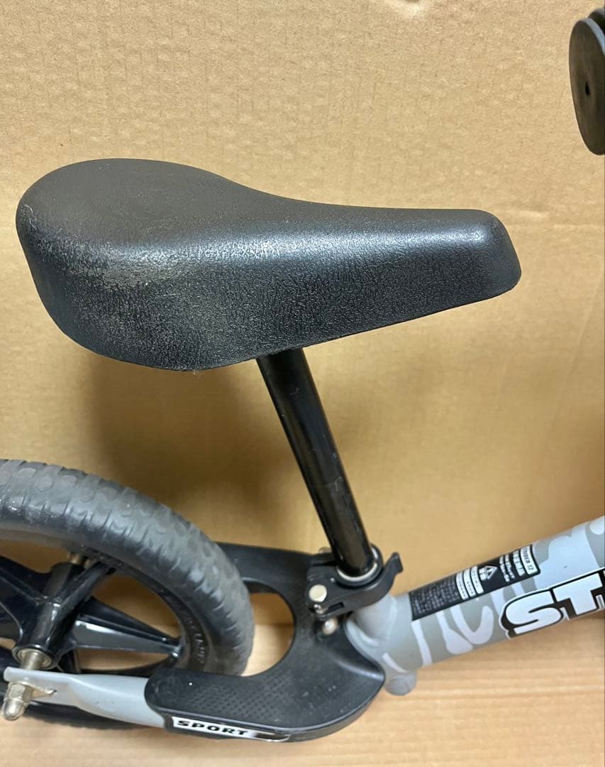 ストライダー × 神山隆二 スポーツモデル STRIDER Sport グレー