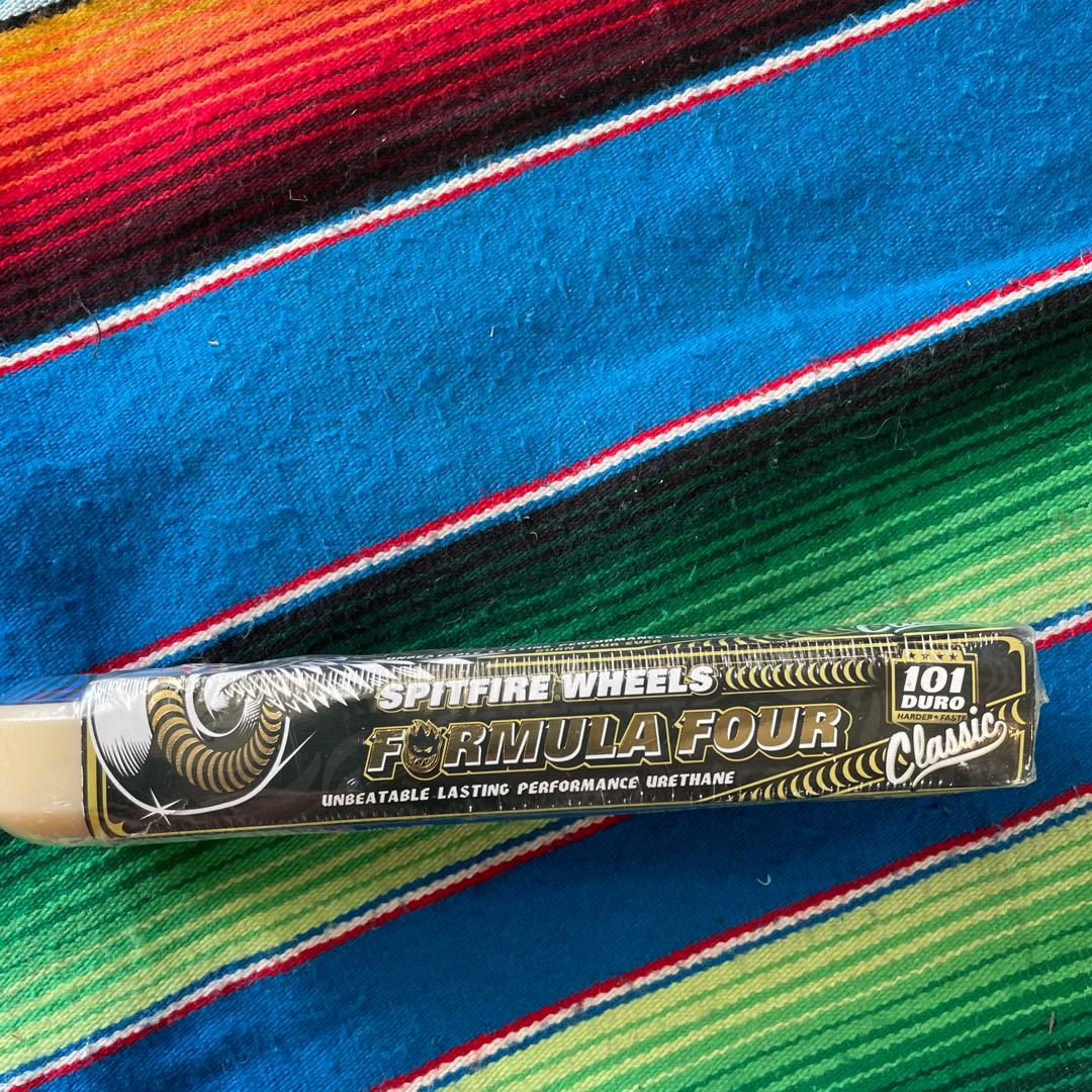 Spitfire フォーマル4クラシック56mm101a定価¥9,130