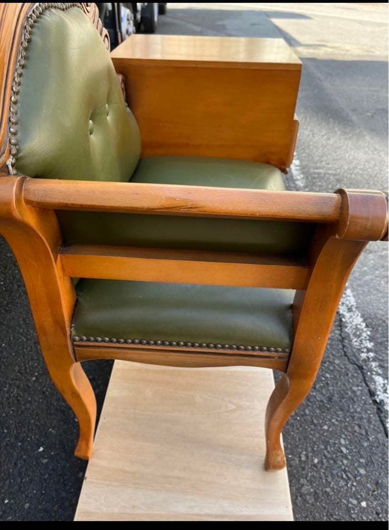 イタリア　ロココ様式　テレフォンベンチ　猫脚