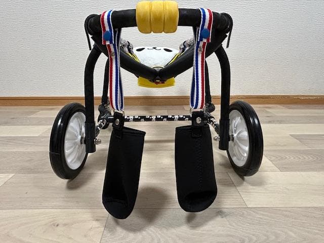 犬の車椅子、柴犬用4輪車、犬用車椅子