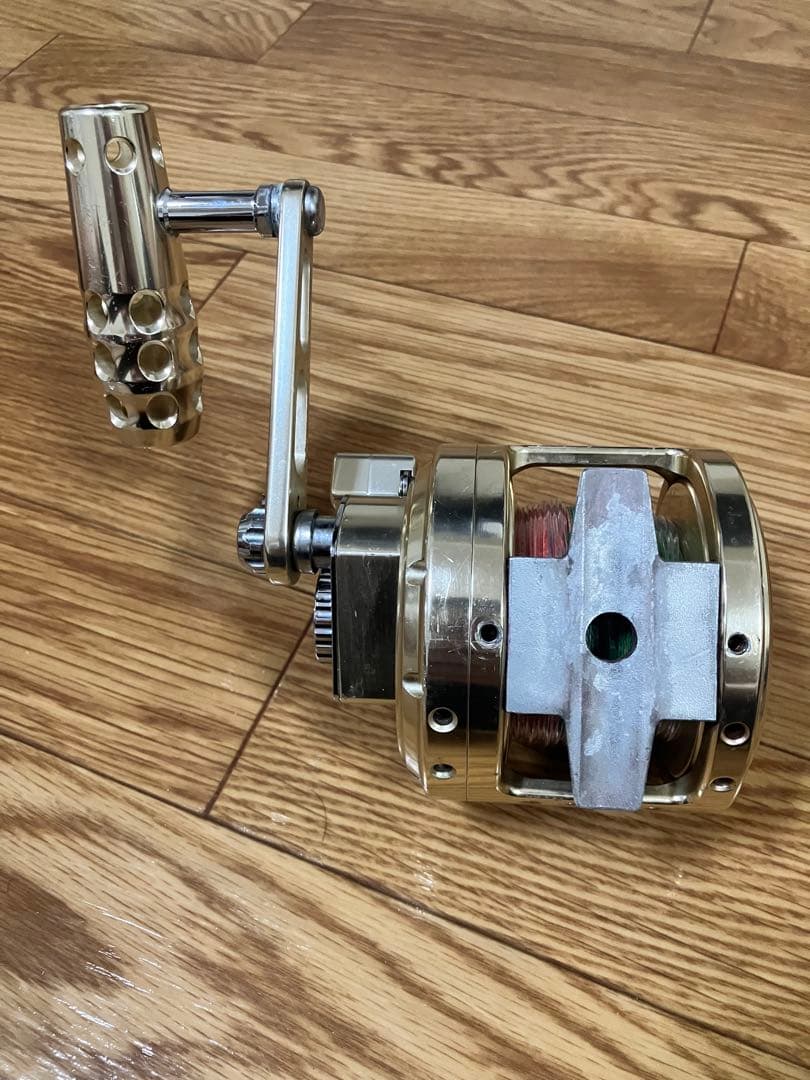 ALLIGATOR BATTLE 20 リール