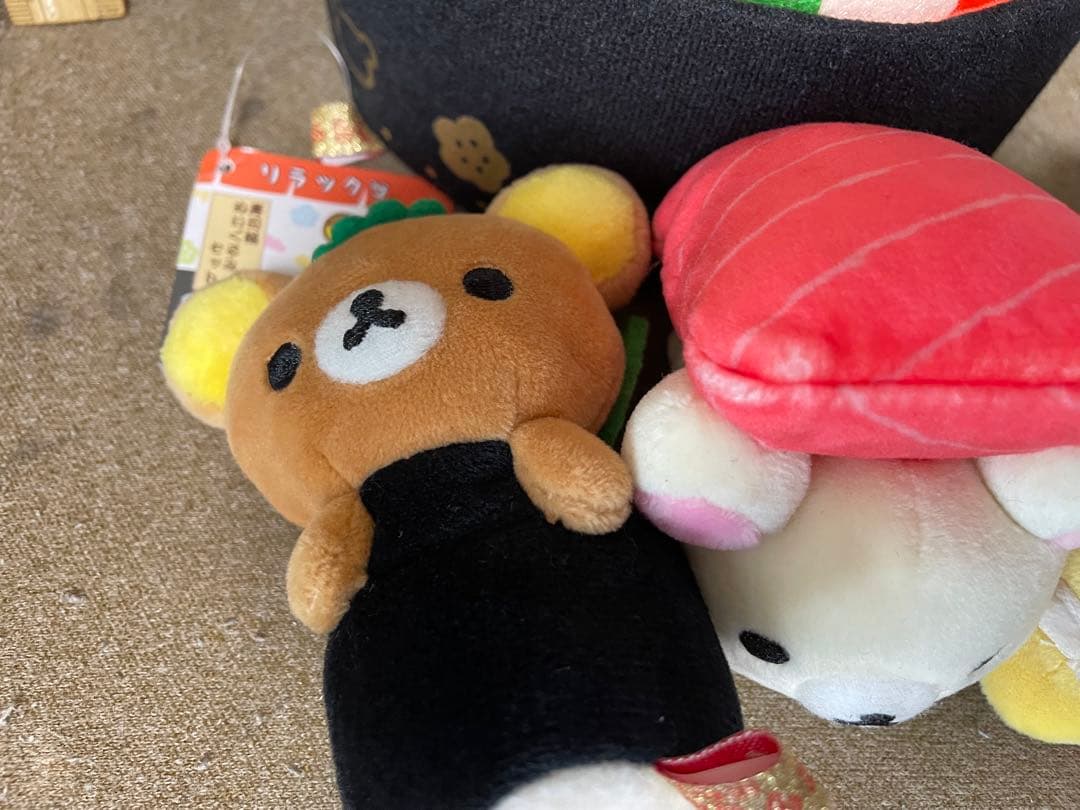 リラックマ 寿司桶ぬいぐるみ　かわいい　お寿司　マグロ　サーモン　キイロイトリ