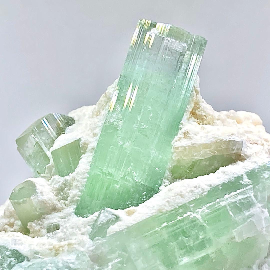 は*る様 トルマリン　クラスター　原石　鉱物標本　天然石　705