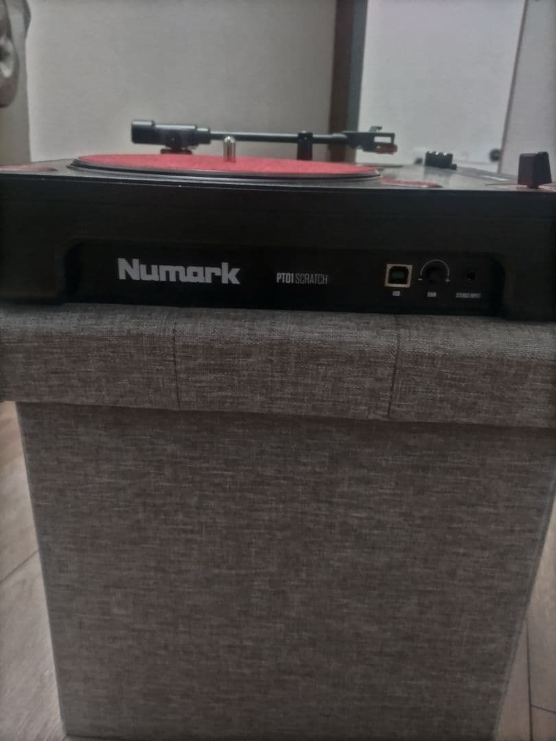 Numark PT01 Scratch ポータブルターンテーブル