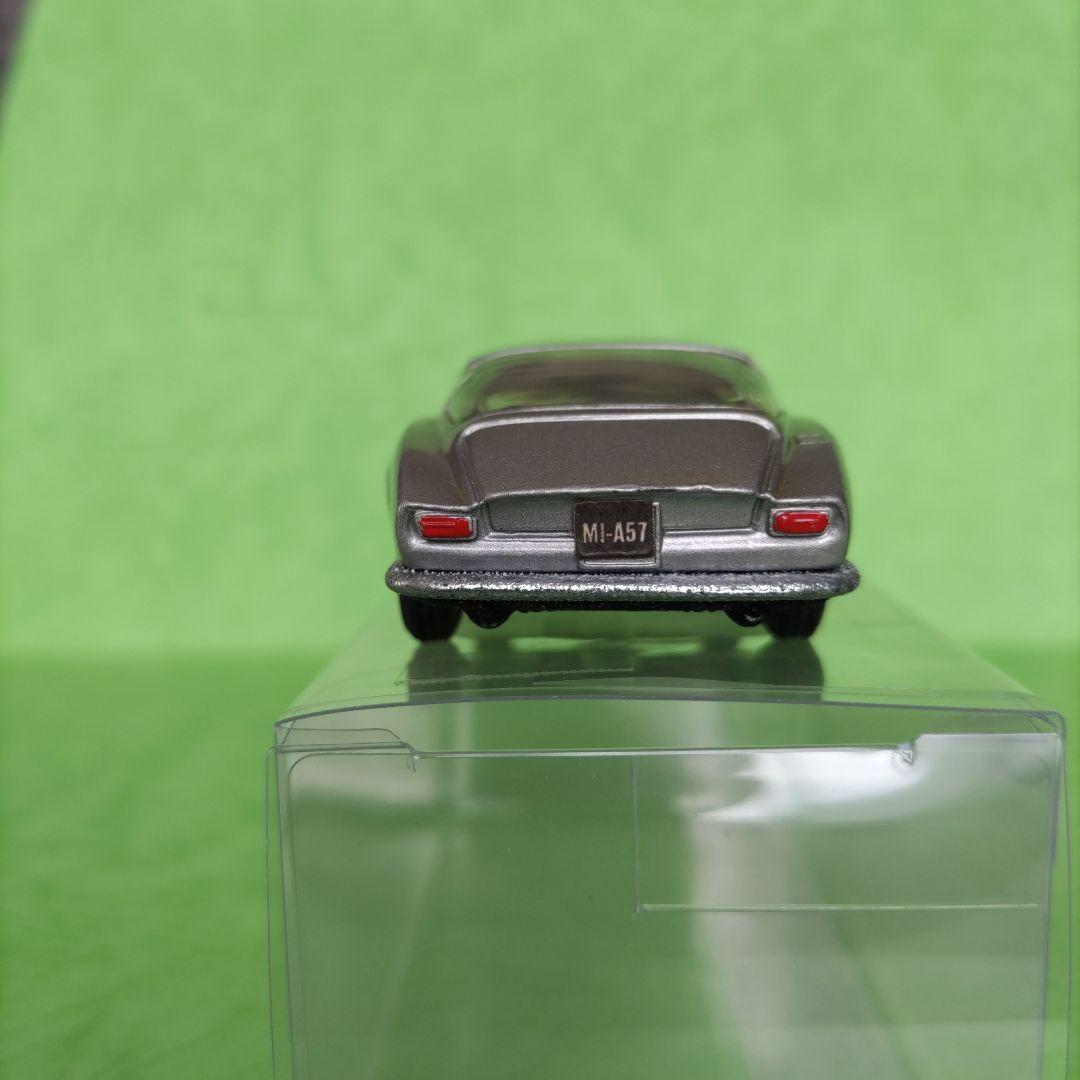 イソ　グリフォ　　ポリトーイズ