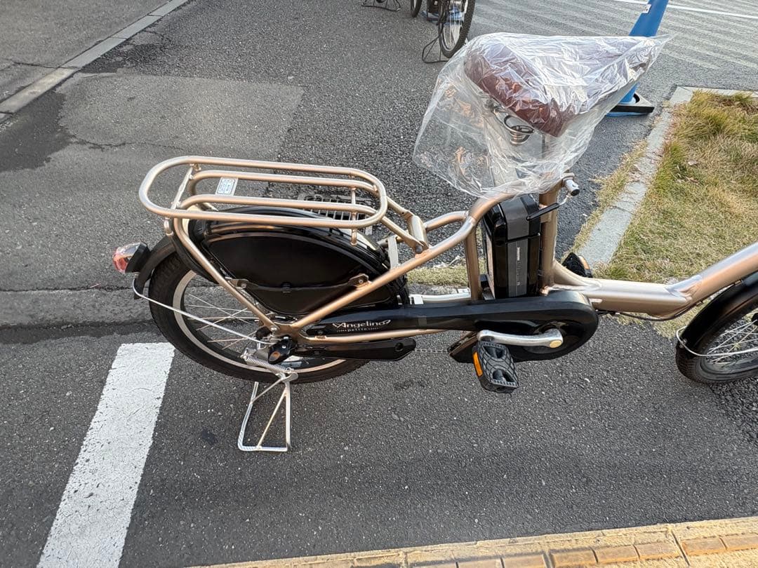 中古20インチブリヂストン電動アシスト自転車　8.9Ah 大阪