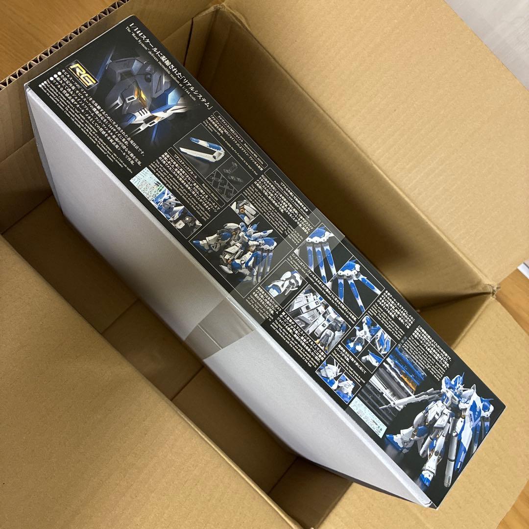 土日発送　バンダイ BANDAI RG 1/144 Hi-νガンダム