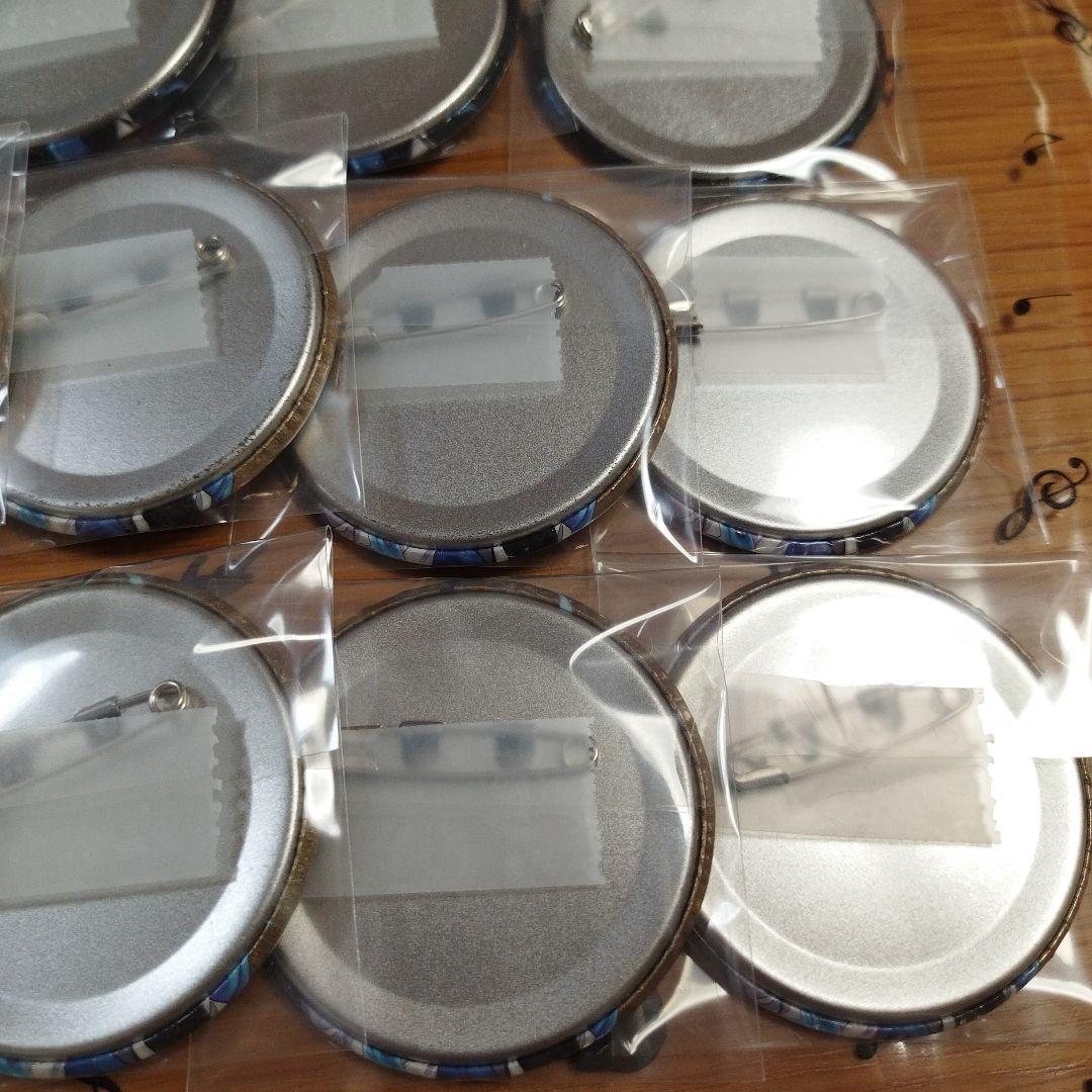 ツイステ 　イデア　缶バッジ　まとめ売り　20個セット　制服　実験着　セット