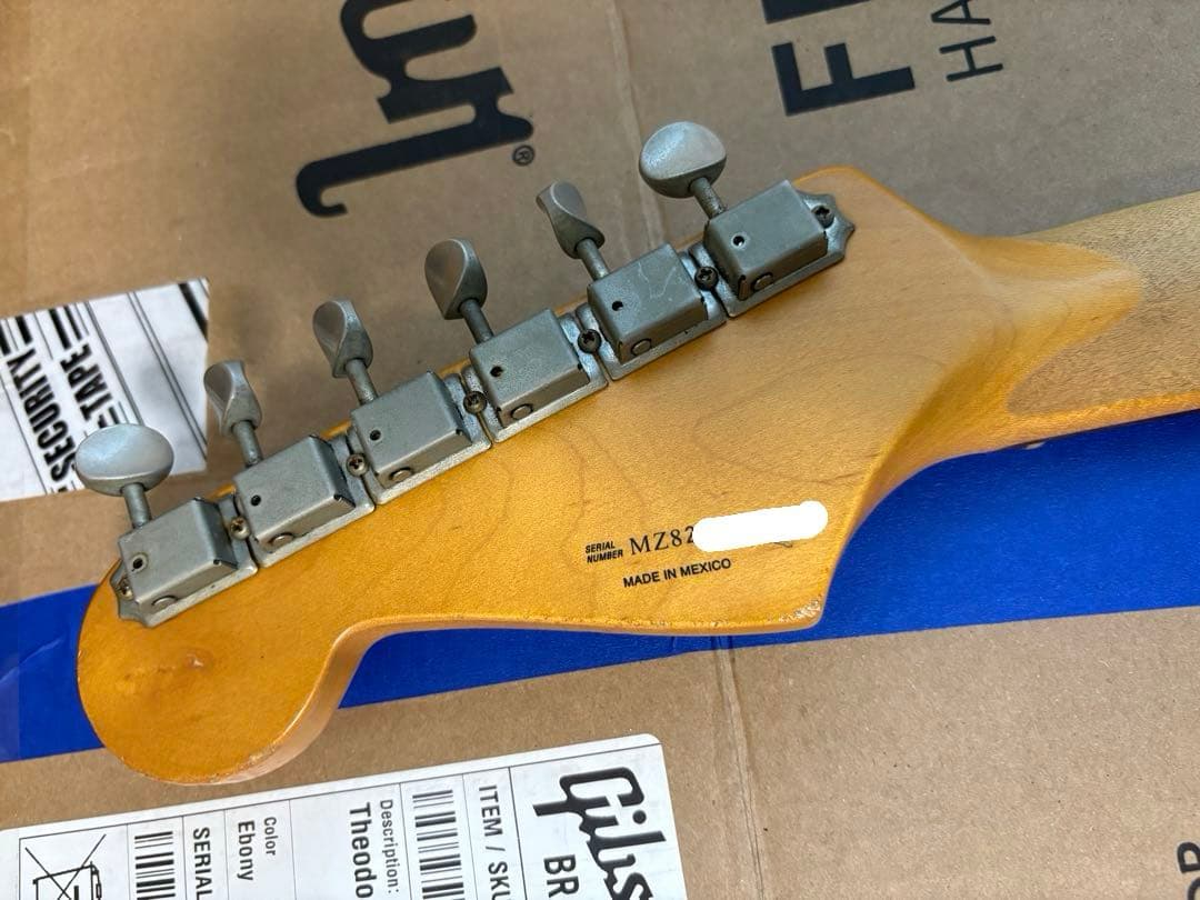 Fender road worn ストラト 初期 パーツカスタム