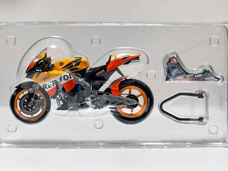 ミニチャンプス 1/12 ホンダ RC212V ダニ・ペドロサ 2009