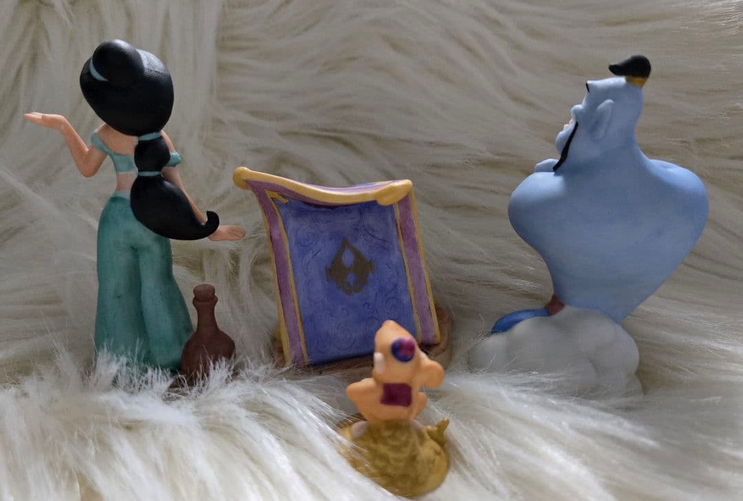 ディズニー フィギュア　加藤工芸　♥️ジーニーセット♥️