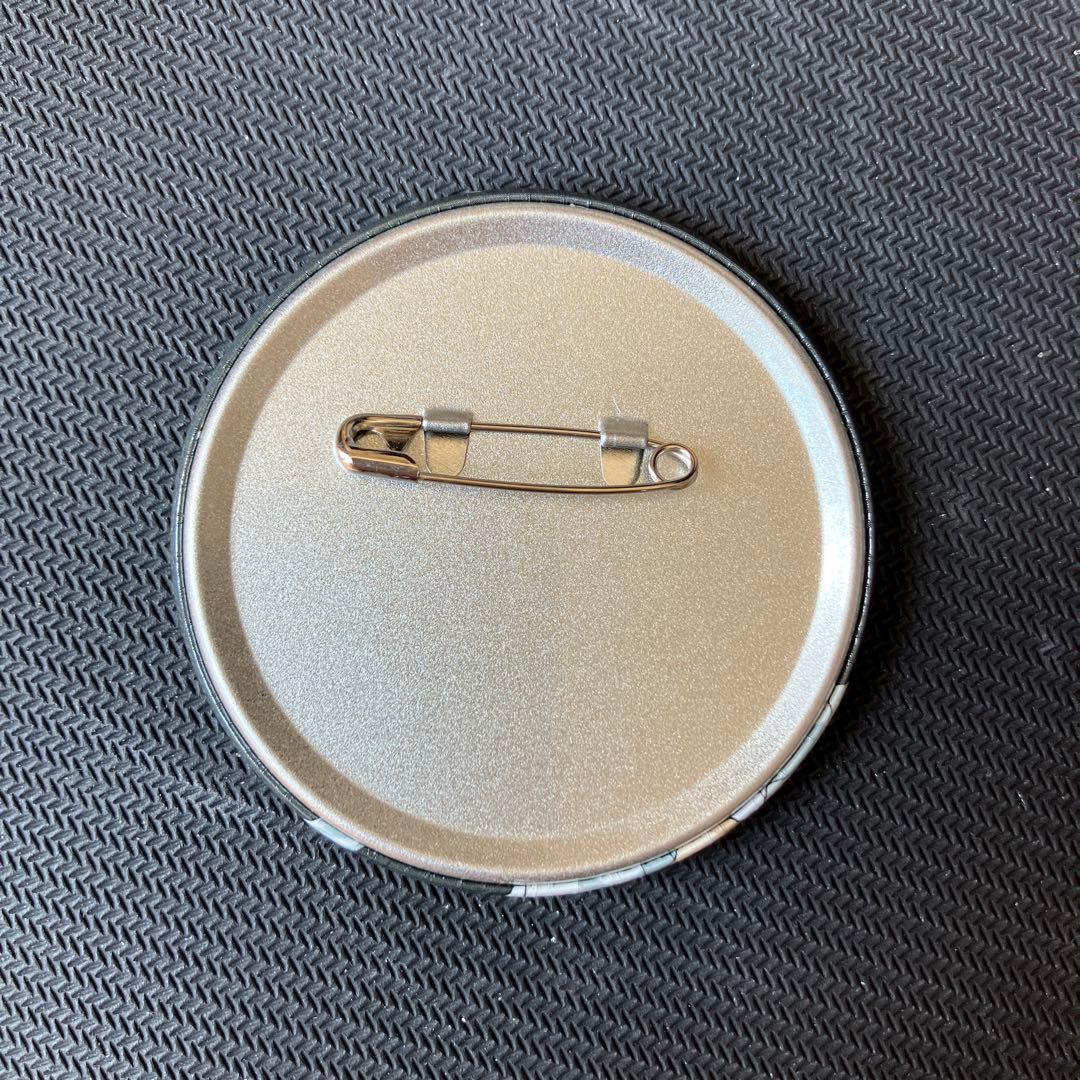 最安値 ブルーロック 凪 誠士郎 食べ歩き 缶バッジ 70個 まとめ売り