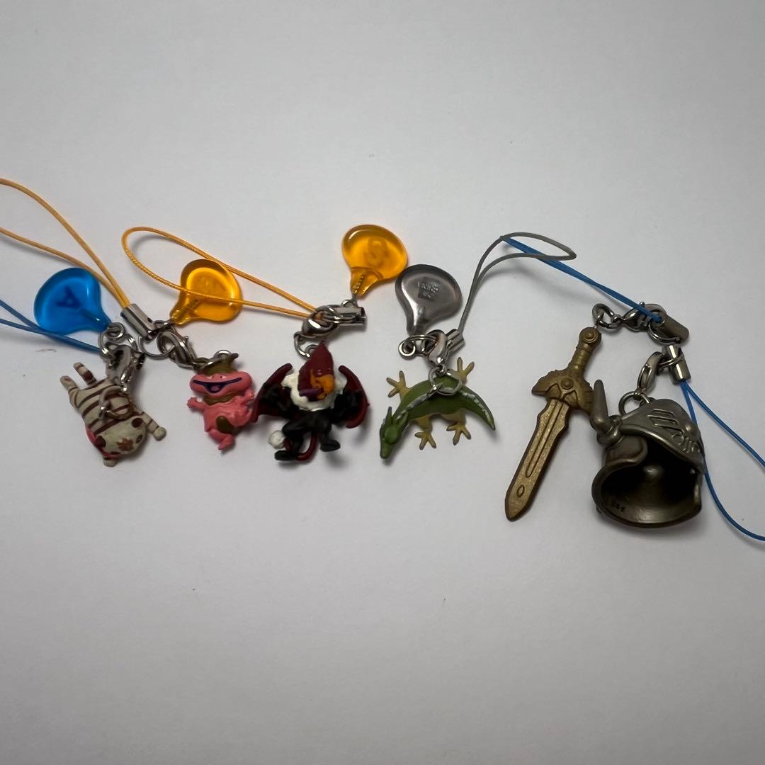 ドラゴンクエスト　キーホルダー　ストラップ　イヤホンジャック　まとめ売り