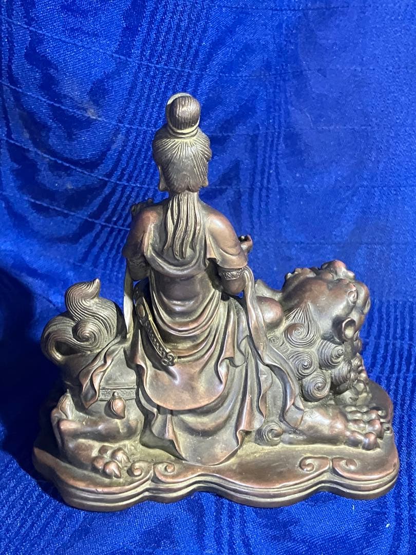 観音様　獅子　銅　真鍮　観音菩薩　仏像