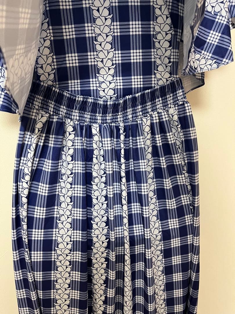 LULUOLI パカラ　レフア　ブラウス＆スカート　ネイビー　未使用　フリー