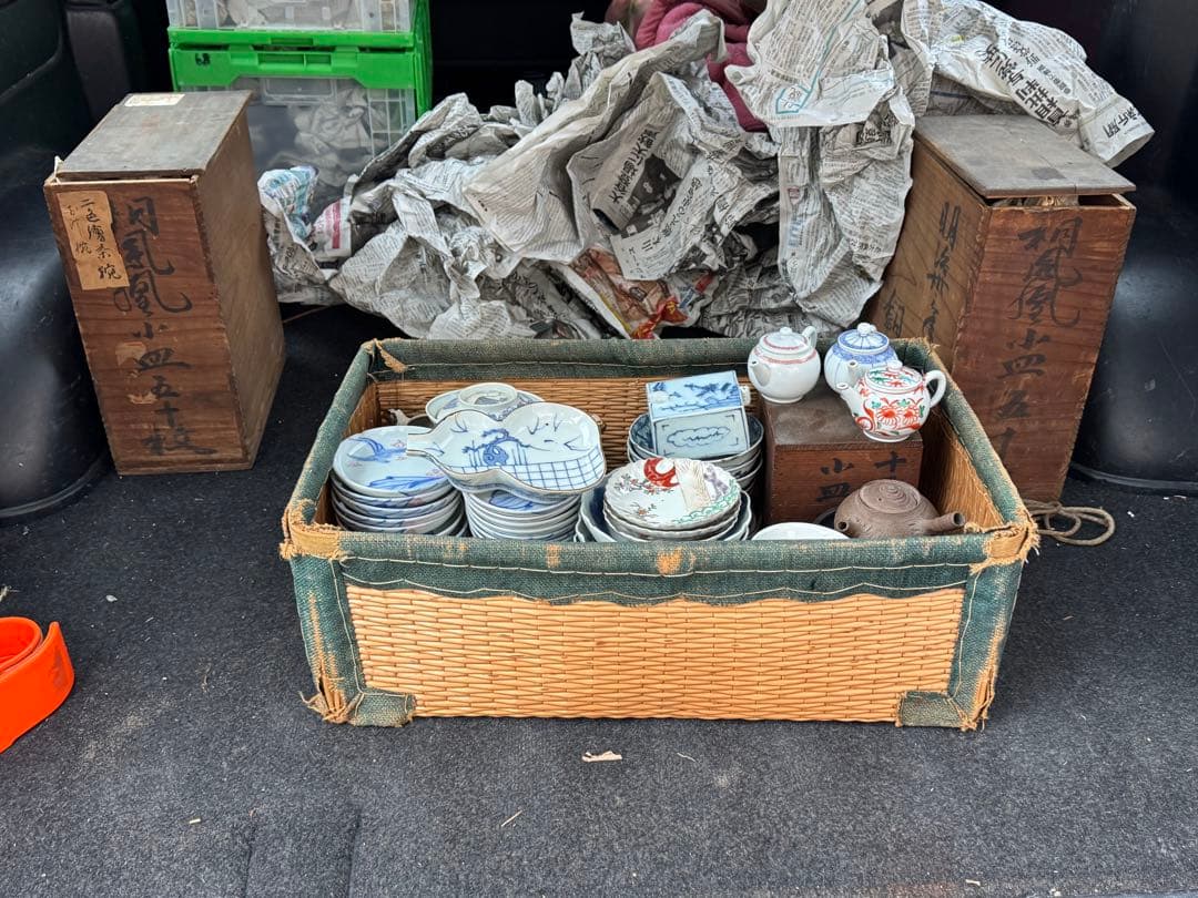 ‼️リサイクルFORT‼️買取現場〜直送便‼️本日買取の骨董品すべてまとめて一括売り‼️